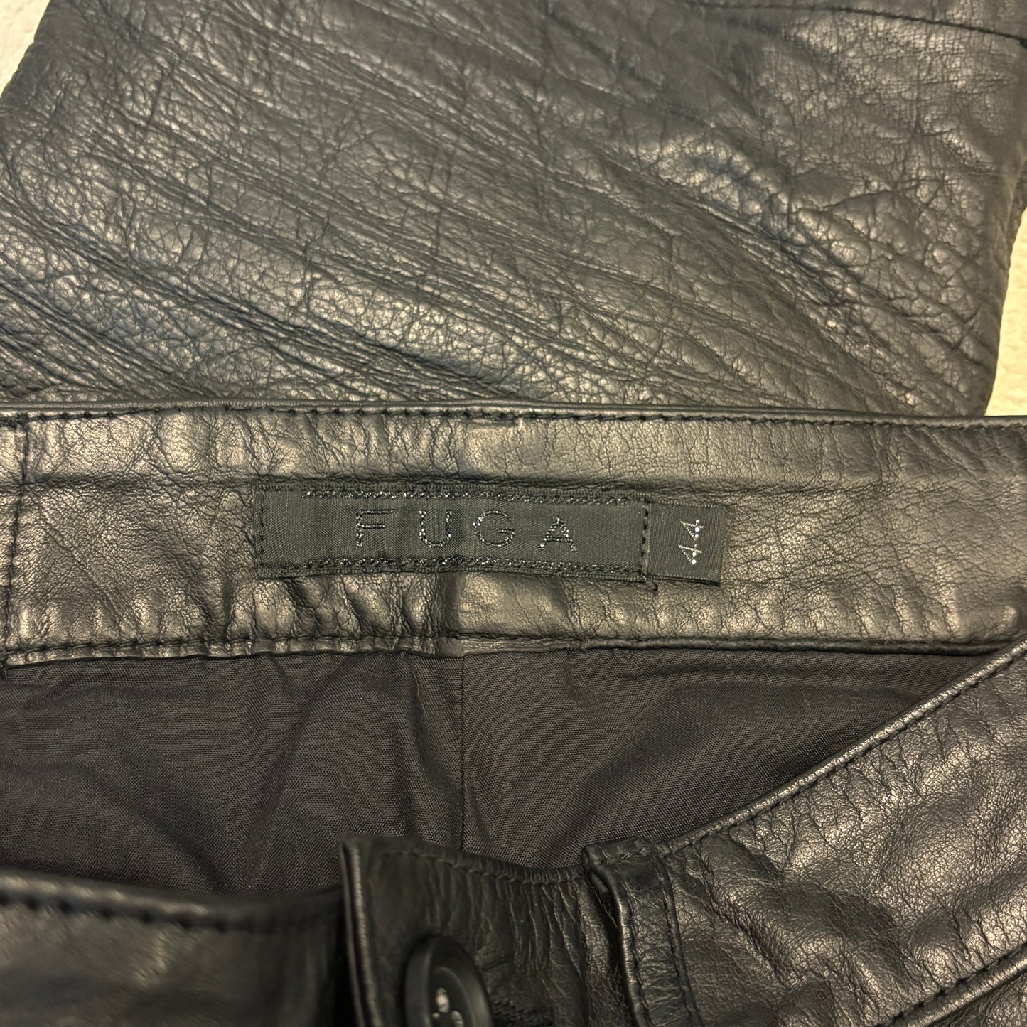 Fuga leather multipcoket cargo shorts