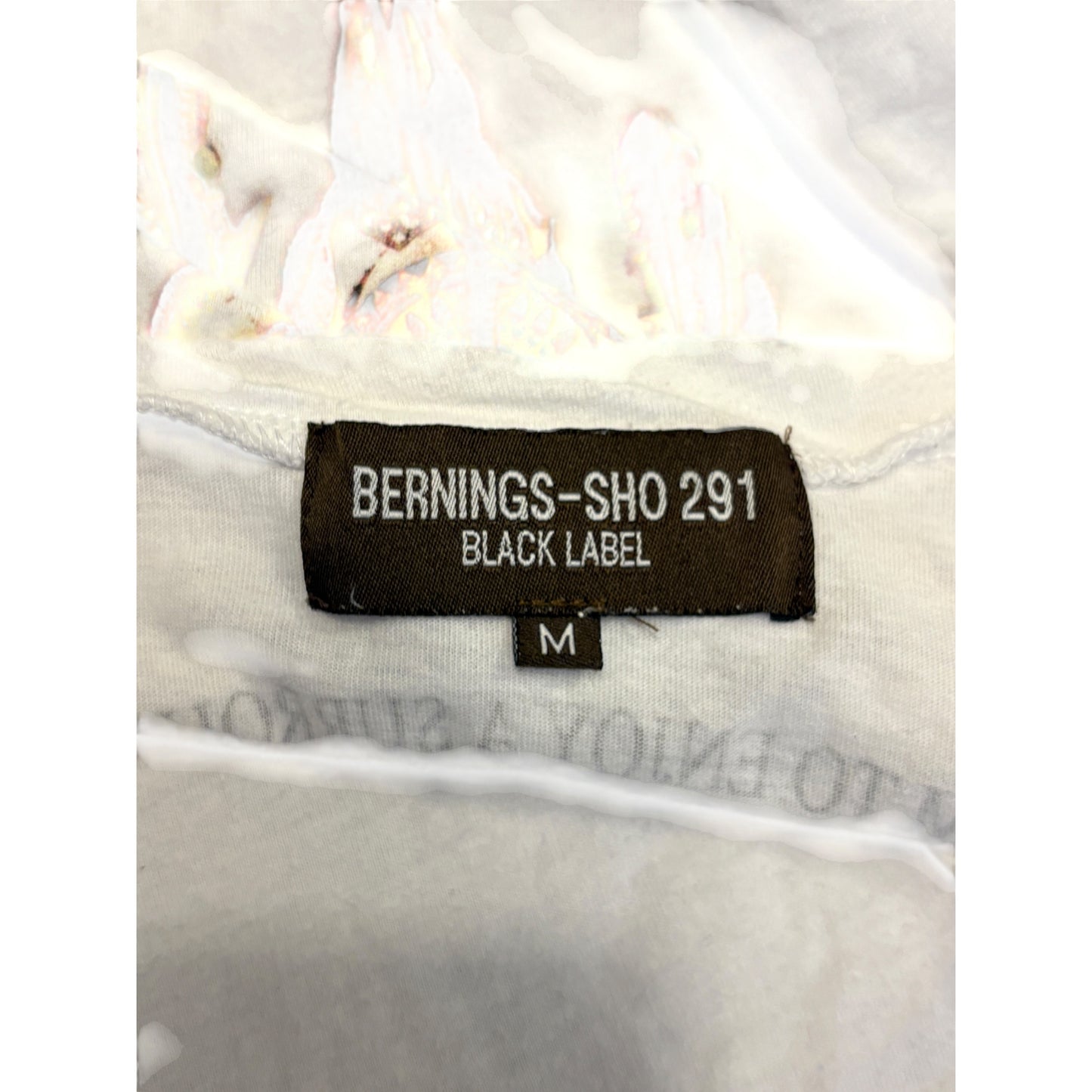 Bernings Sho bull skull native Indian print V-neck T-shirt