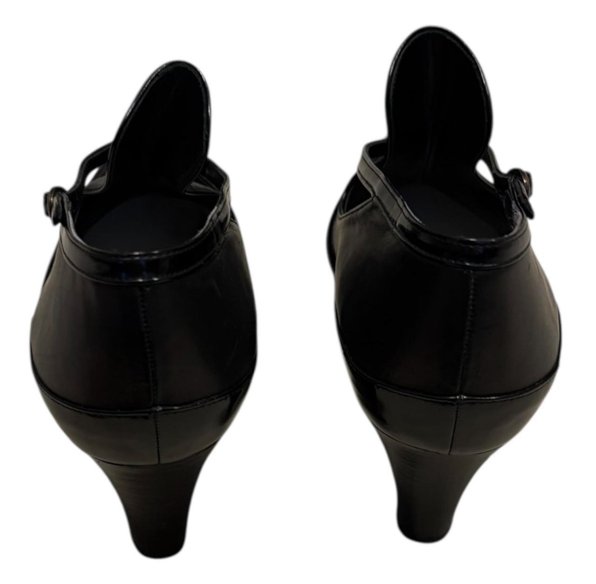 Alfredo Bannister black leather heeled boots