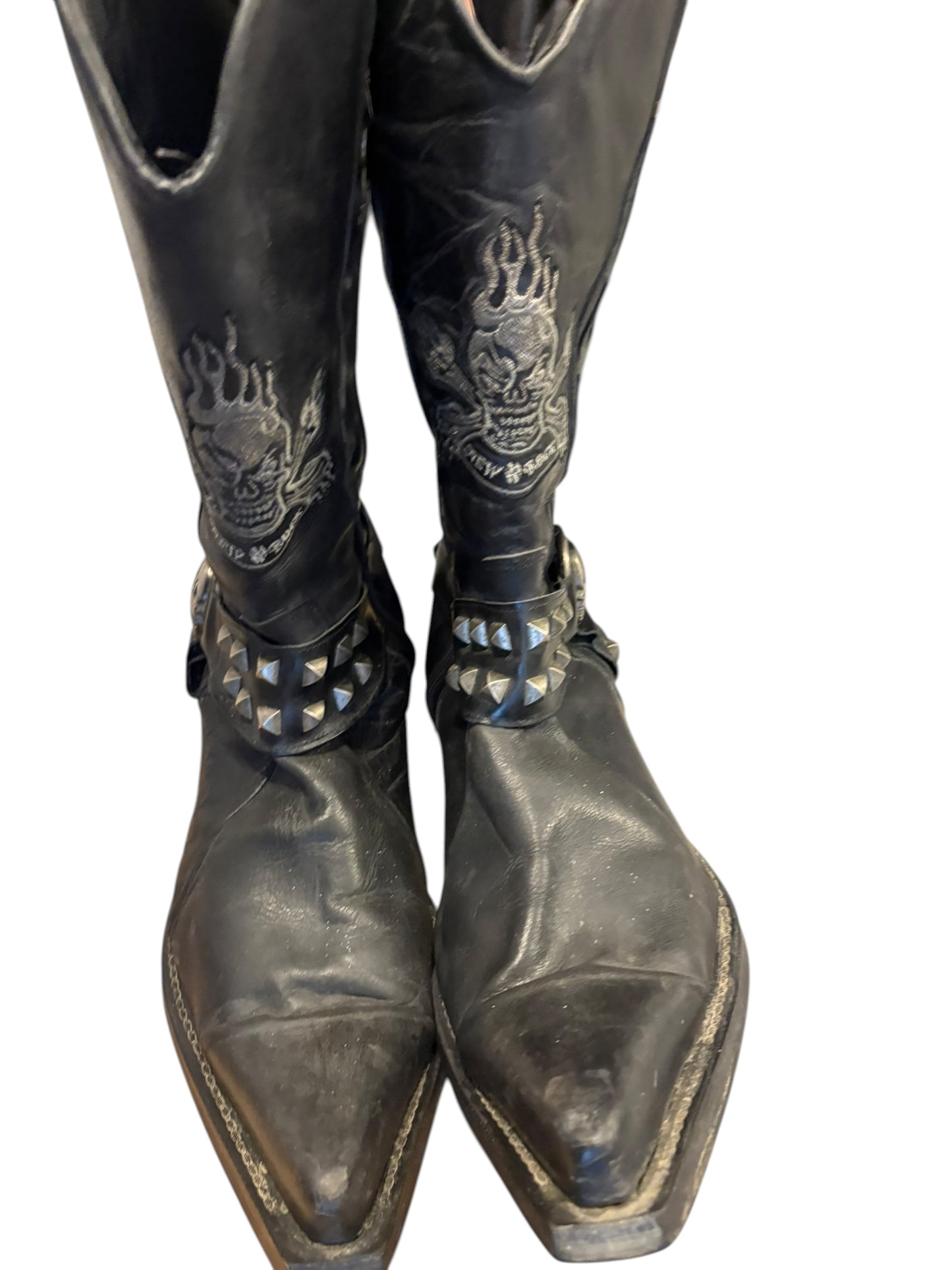 New Rock pyramid studded western boots w steel heel and side zipper