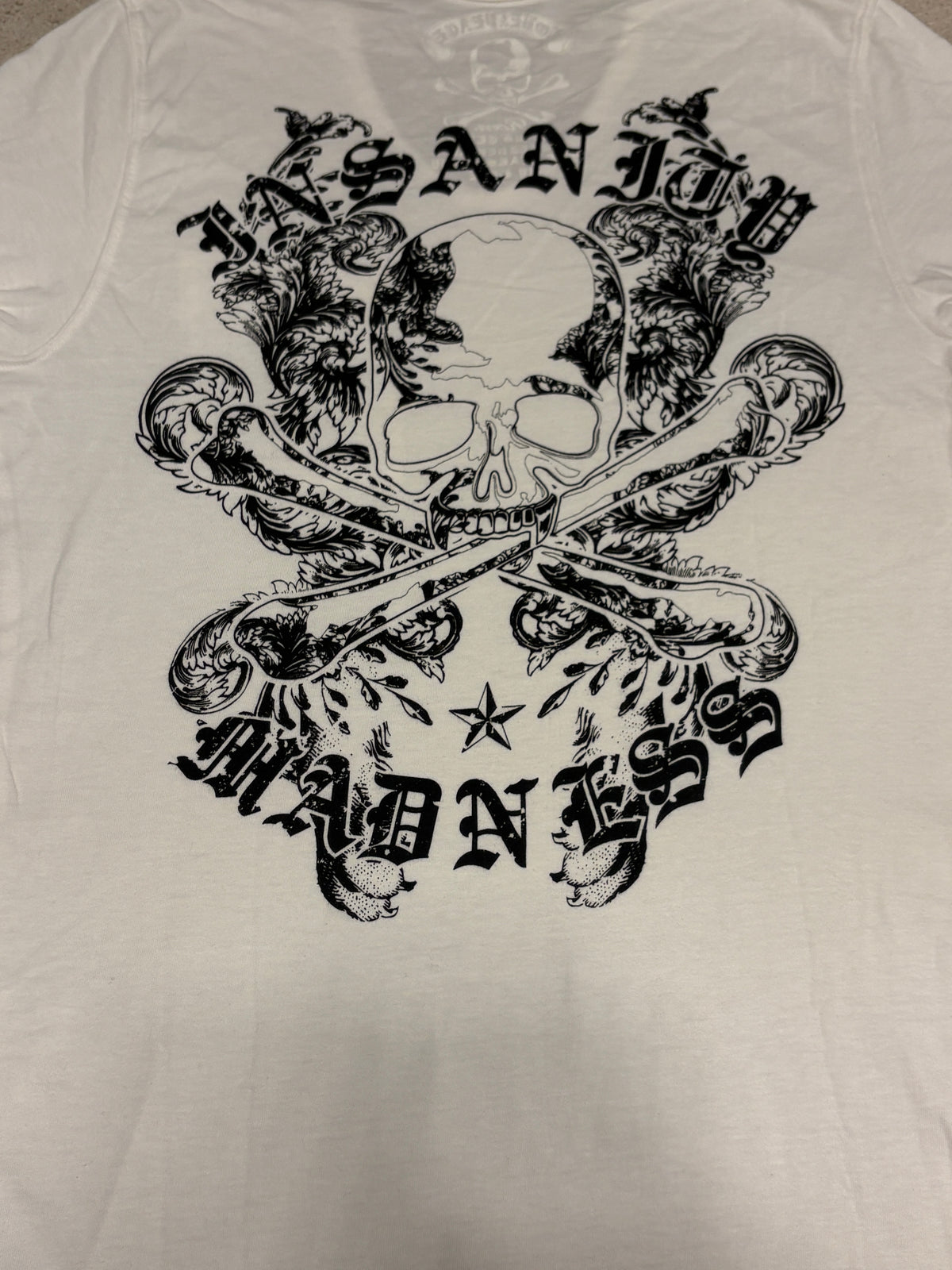 Roen white skull detailed graphic T-shirt