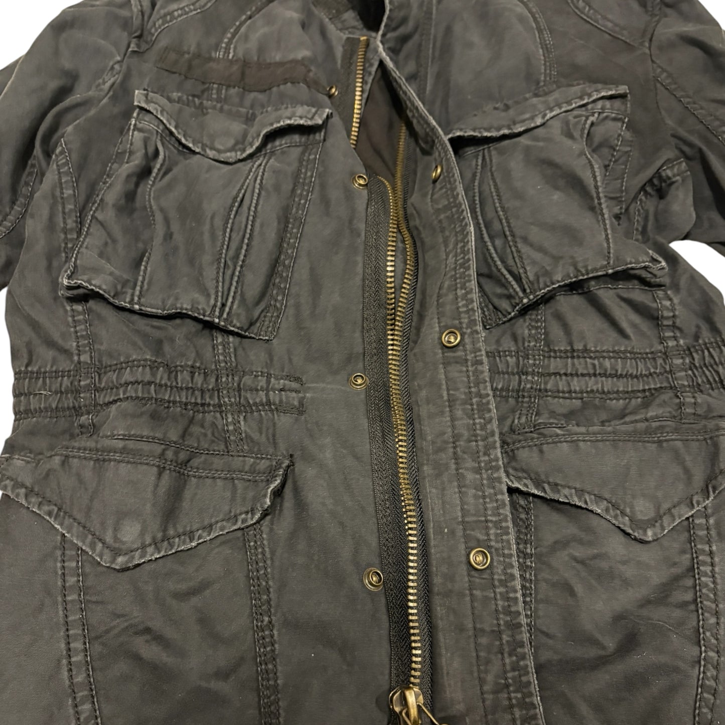 Goa multipocket detailed military jacket w bono hood & tassles