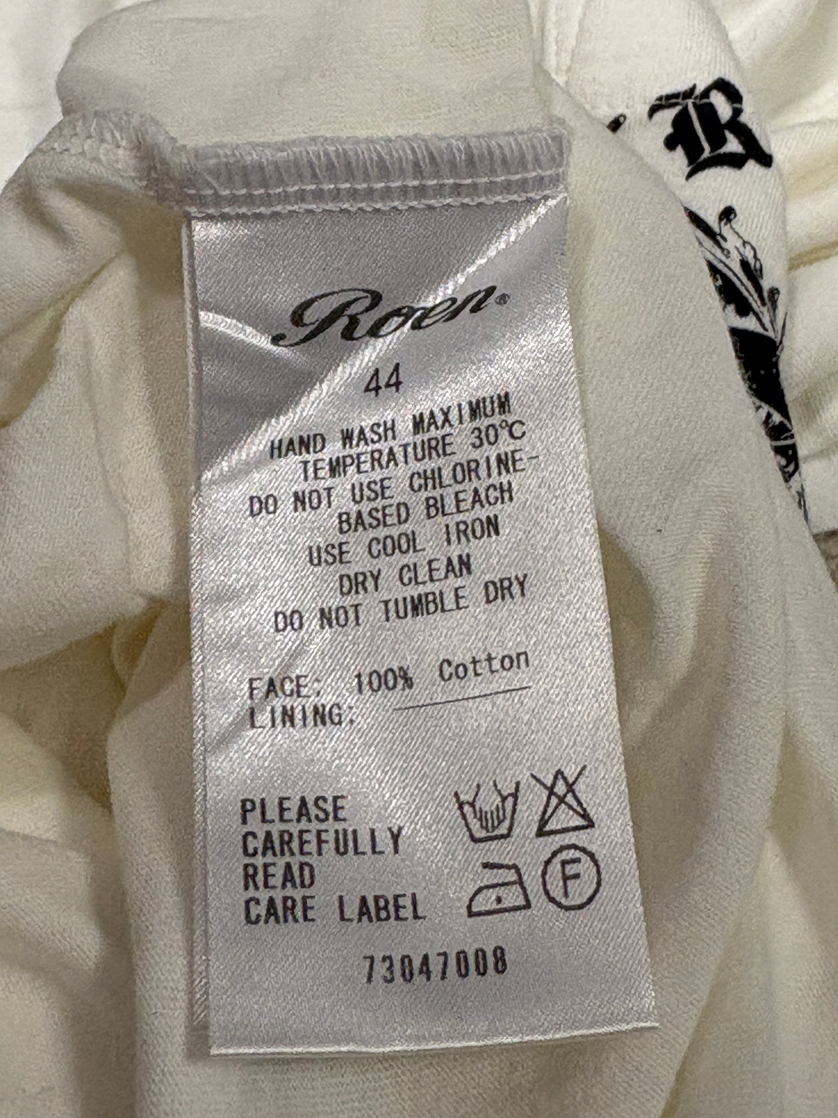 Roen white skull detailed graphic T-shirt